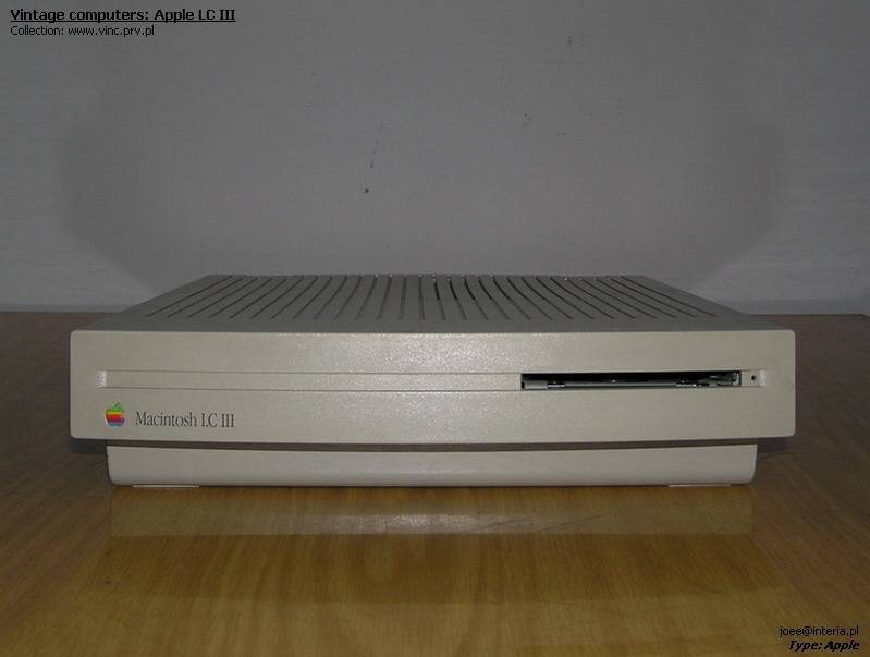 Apple LC III - 02.jpg